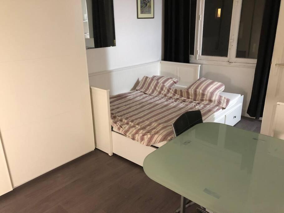 Beau Appartement,Proche De Metro パリ エクステリア 写真